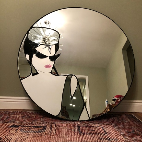 Lisa - Picture 2 of 2